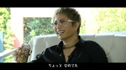「新！のどごし＜生＞」を試飲するGACKT。