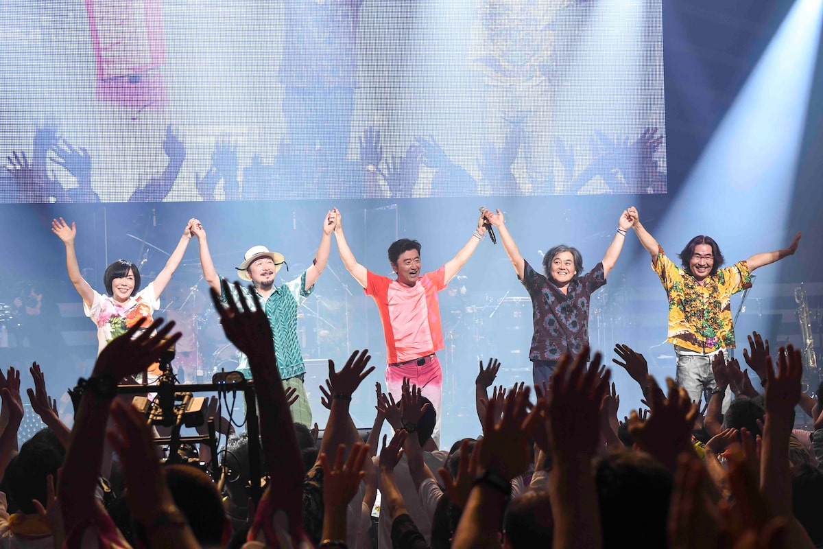 40周年サザンオールスターズ レッツゴーヤング の精神で楽しませた初のnhkホール公演 ライブレポート 音楽ナタリー