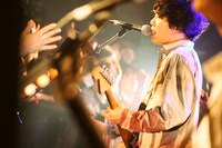 森良太（Vo, G / Brian the Sun）（撮影：新倉映見）
