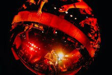 夜の本気ダンス（撮影：西槇太一）