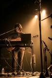 尾崎雄貴(Vo, G, Key / warbear)(Photo by Yosuke Torii)