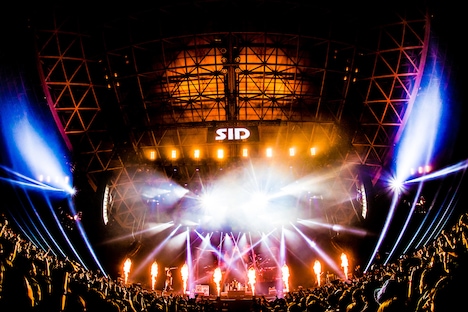 シドのライブの様子。