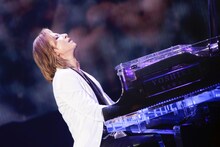 YOSHIKI