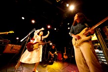 カネコアヤノ「カネコアヤノ TOUR 2018 “祝祭”」東京・WWW公演の様子。（撮影：木村泰之）