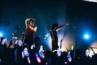 「ONIGAWARAワンマンGIG～恵比寿にガワラー大集合！第一回オニリンピック～」の様子。（撮影：木場ヨシヒト）