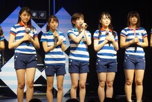 「STU48瀬戸内7県ツアー ～陸上公演2018～」山口・周南RISING HALL公演の様子。(c)STU48