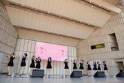 「『手遅れcaution』発売記念SP全国握手会＠日比谷野外大音楽堂」の様子。（写真提供：SACRA MUSIC）