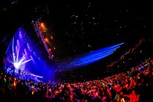 BLACK M!LKのワンマン公演の様子。（撮影：笹森健一）