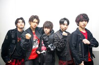 BLACK M!LK（撮影：笹森健一）