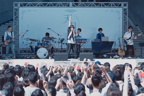 天月-あまつき-「それはきっと恋でした。」リリース記念イベントの様子。（Photo by Tatsuya Kawasaki）