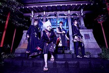 Kra。右端がタイゾ（G）、右から2番目が靖乃（Dr）。