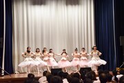 「ハコイリ▽ムスメ『エトワールを夢みて』リリース記念イベント ～横浜でアン・ドゥ・トロワ!～」の様子。