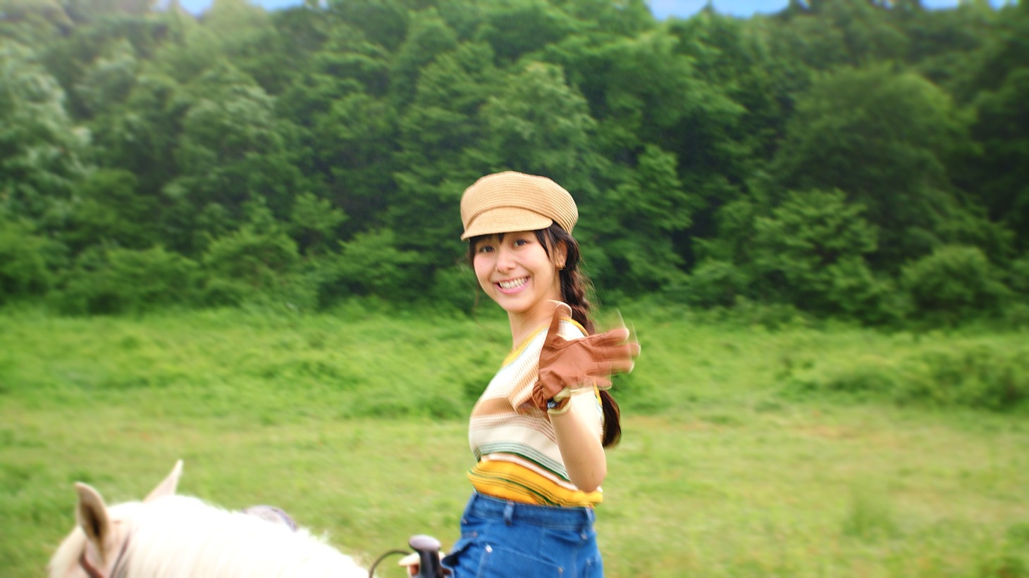 「じゃらん 夏旅のうた篇」CMのワンシーン。