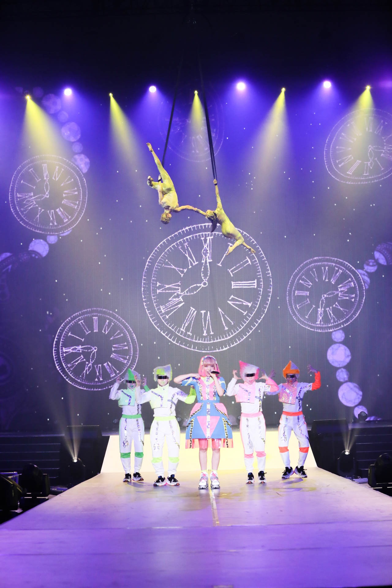 「XFLAG × KYARY PAMYU PAMYU～PANDORA'S BOX～」の様子。（写真提供：ワーナーミュージック・ジャパン）
