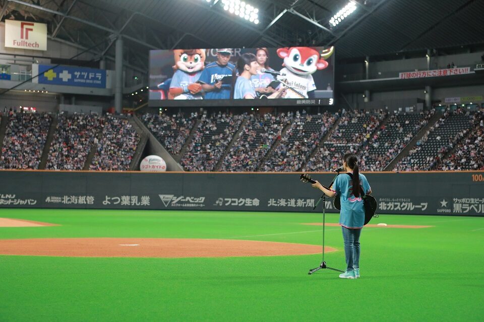 Miwa ファイターズ始球式でノーバウンド投球 とにかく緊張しました イベントレポート コメントあり 音楽ナタリー