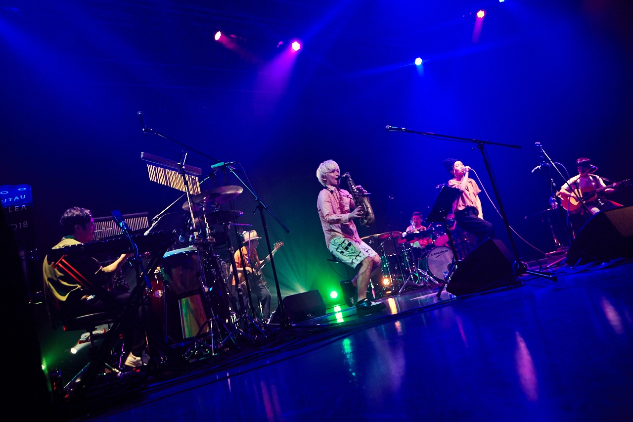 NakamuraEmi「NIPPONNO ONNAWO UTAU Vol.5 ～Release Tour 2018～」東京・EX THEATER ROPPONGI公演の様子。（Photo by TAKAO IWASAWA）