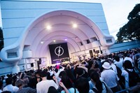 BiS1stのライブの様子。（Photo by Sotobayashi Kenta）