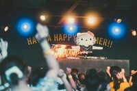 DJ Hello Kitty（撮影：きるけ。）(c)'76,'18 SANRIO APPROVAL No.P1007021