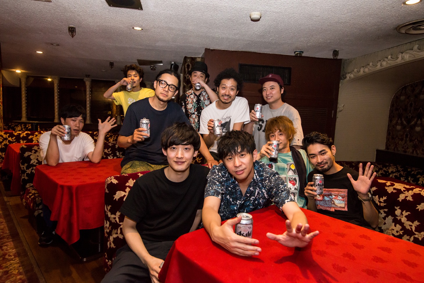 Keishi Tanaka「NEW KICKS」東京キネマ倶楽部公演での集合写真。（Photo by Yukiko Ono）
