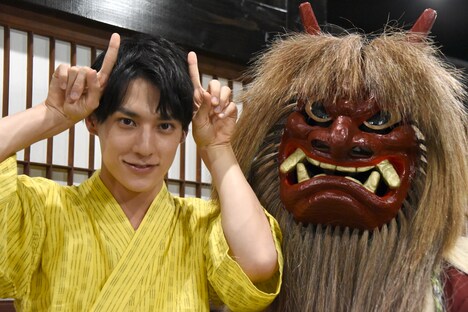 ユースケとなまはげ。