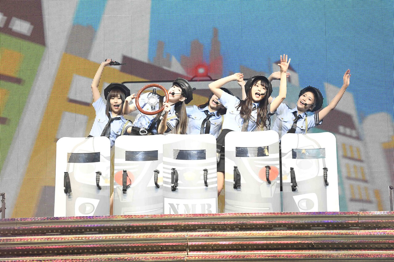 AKB48グループ 成人式コンサート 大人になんかなるものか DVD Amazon.co.jp: AKB48グループ 成人式コンサート ?大人に