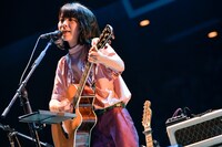 橋本絵莉子（撮影：古溪一道）