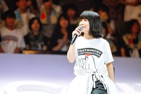 橋本絵莉子（撮影：上山陽介）