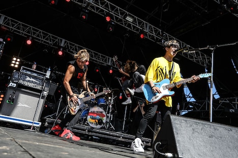 BLUE ENCOUNT（Photo by Kohei Suzuki）