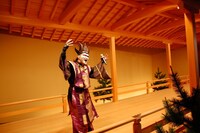 デーモン閣下「うただま プレミアムコンサート」愛知・名古屋能楽堂公演の様子。（写真提供：アリオラジャパン）