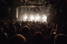 リーガルリリー「遠距離恋愛ツアー」東京・渋谷CLUB QUATTRO公演の様子。（撮影：知衿、みてぃふぉ）
