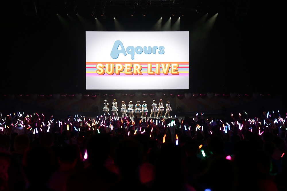 「LOVELIVE! SUNSHINE!! Aqours World LoveLive! in LA ～Beyond the Pacific～」の様子。 (c)2017 プロジェクトラブライブ!サンシャイン!!