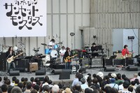 「35年目のカーネーション『SUNSET MONSTERS』」の様子。（撮影：坂田律子）