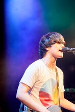 ムツムロアキラ（Vo, G / ハンブレッダーズ）（Photo by Hiroyuki Dozono）