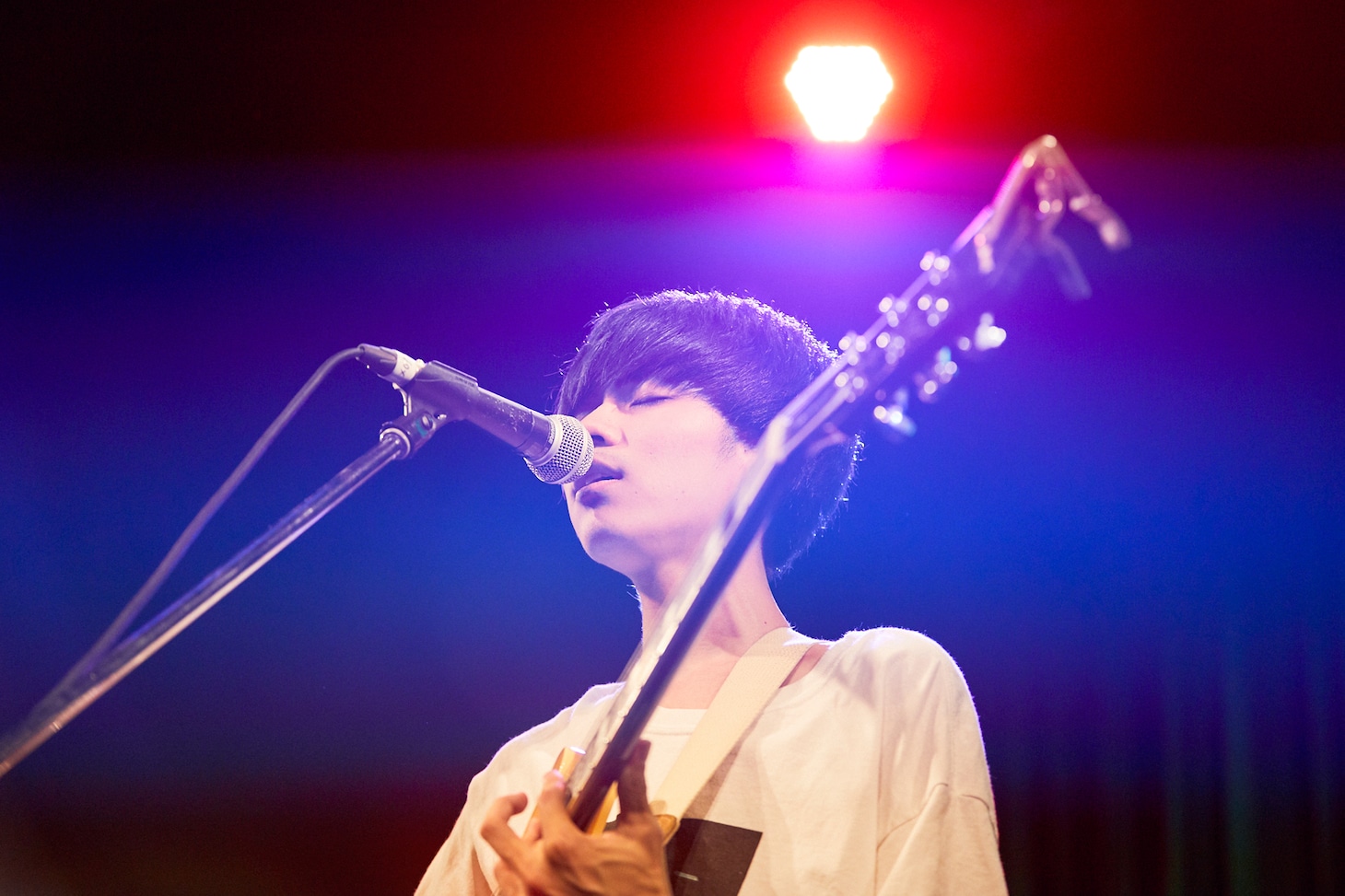 上野皓平（G, Vo / The Songbards）（Photo by Hiroyuki Dozono）