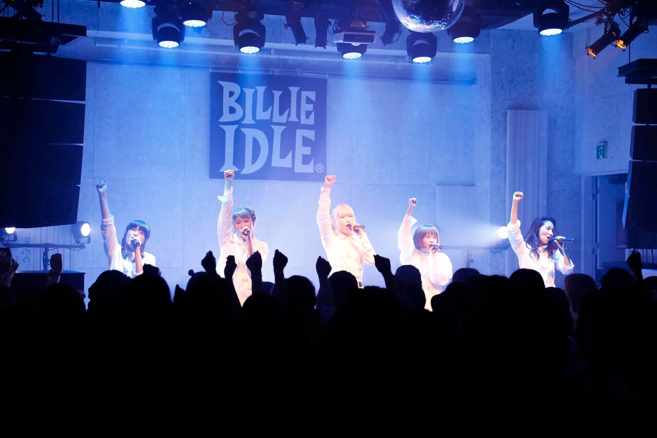 BILLIE IDLE、本日の女性限定ライブで11月の新アルバム発表を予告