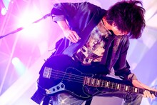 堀江晶太（B）（Photo by Viola Kam[V'z Twinkle]）