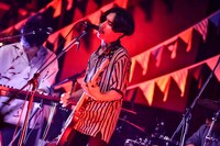 はっとり（Vo, G / マカロニえんぴつ）（Photo by AZUSA TAKADA）