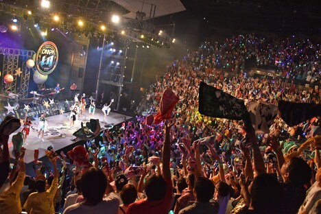 「でんぱ組.inc コスモツアー 2018 ～七月七日は七夕まつり編～」の様子。