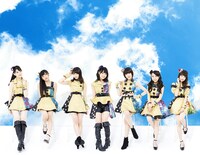 はちみつロケット。右から3番目が公野舞華。