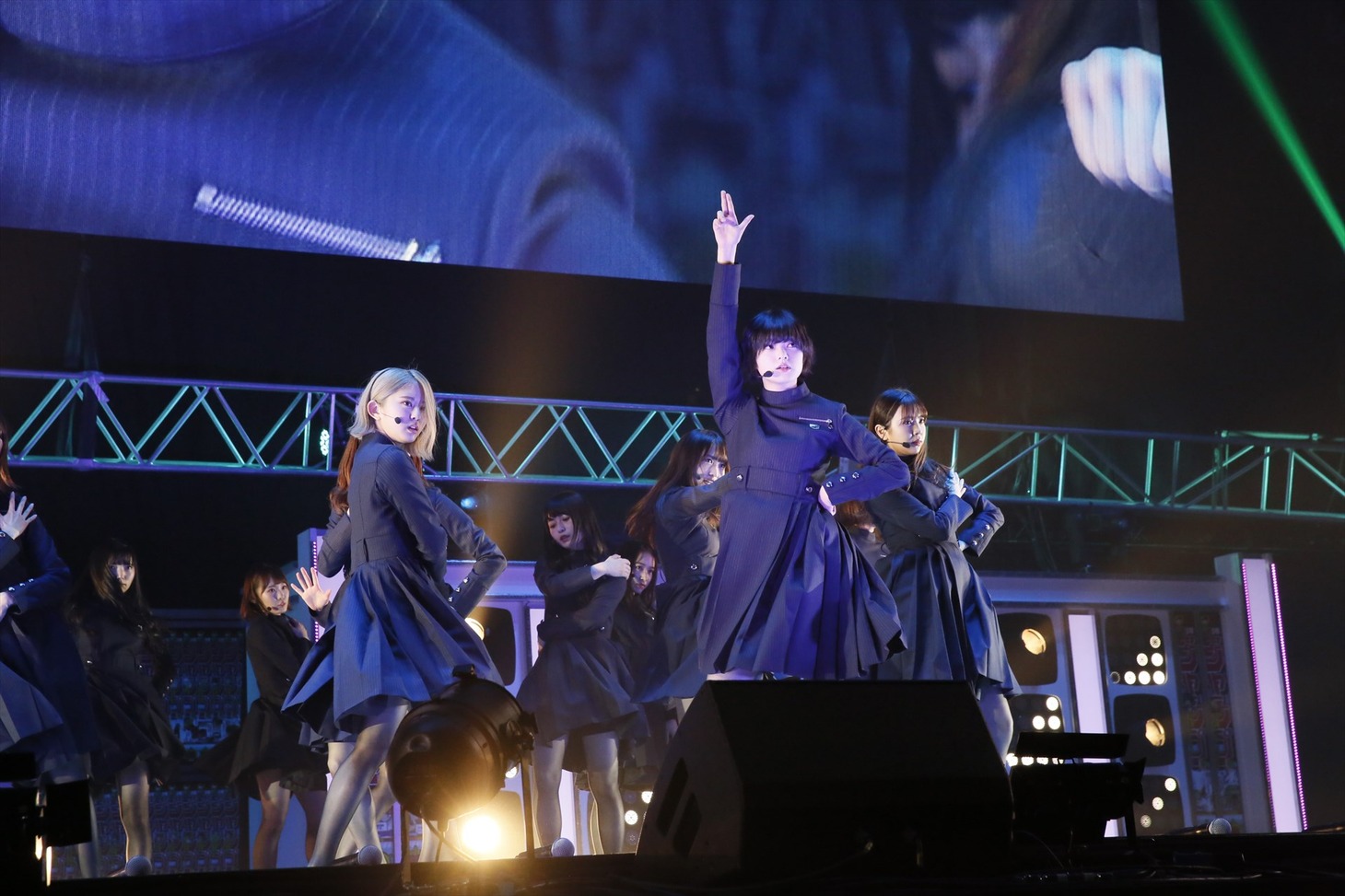 欅坂46