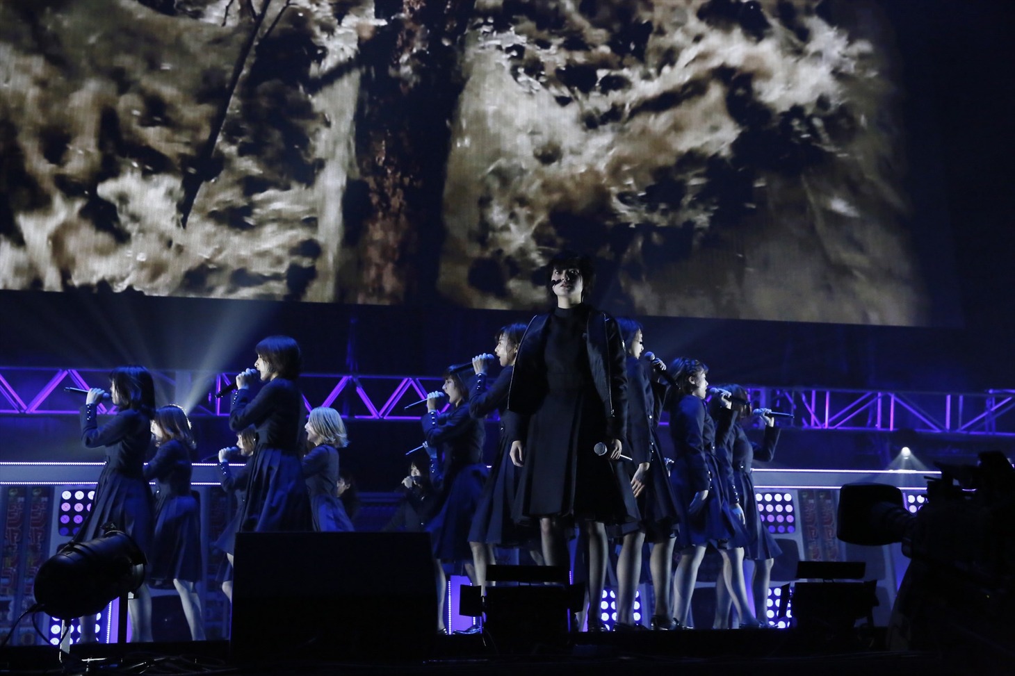 欅坂46
