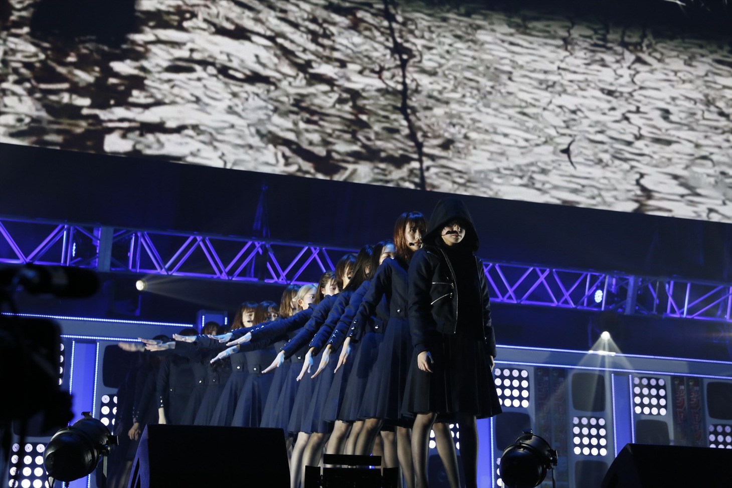 欅坂46