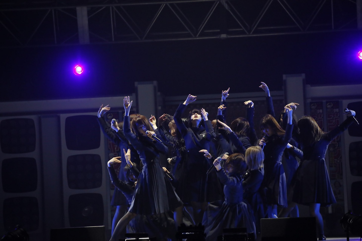 欅坂46