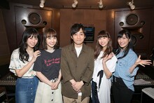 ももいろクローバーZと水野良樹（いきものがかり）。