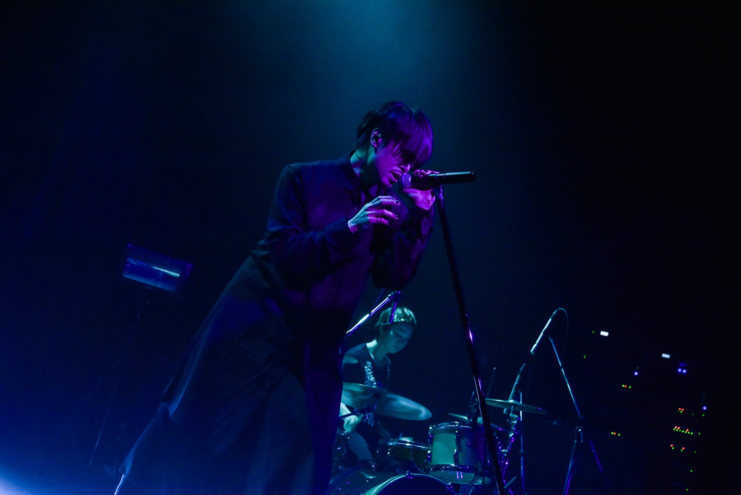7月6日に東京・WWW Xで開催されたminus(-)「minus(-) Tour2018 #2」ツアーファイナルの様子。