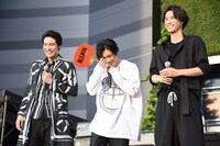 左から小柳友、早乙女太一、福士蒼汰。