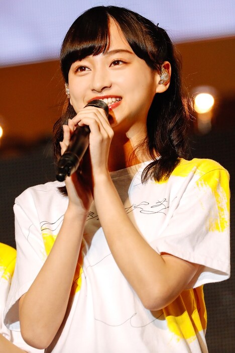 影山優佳（撮影：上山陽介）