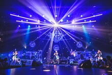 「イヤホンズ 3周年記念LIVE Some Dreams Tour 2018 -新次元の未来泥棒ども-」の様子。
