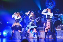 「イヤホンズ 3周年記念LIVE Some Dreams Tour 2018 -新次元の未来泥棒ども-」の様子。