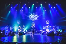 「イヤホンズ 3周年記念LIVE Some Dreams Tour 2018 -新次元の未来泥棒ども-」の様子。
